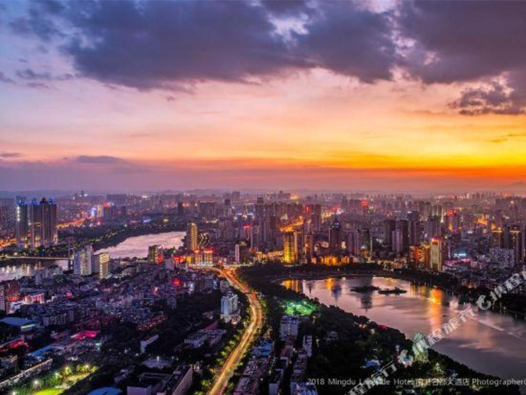 Ming Du Lakeside Hotel Nanning Exterior foto